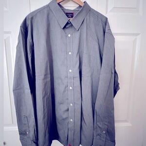 Men’s Untuckit shirt